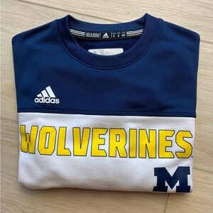 Michigan Wolverines long sleeve sweatshirt